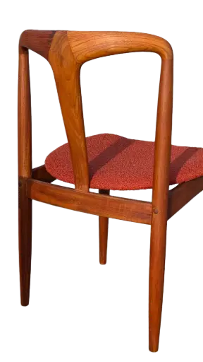 Série de 8 chaises Juliane en teck de Johannes Andersen pour Uldum Møbelfabrik