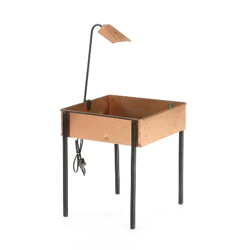 Hans-Agne Jakobsson koperen bloementafel met lamp voor Markaryd, jaren 1960